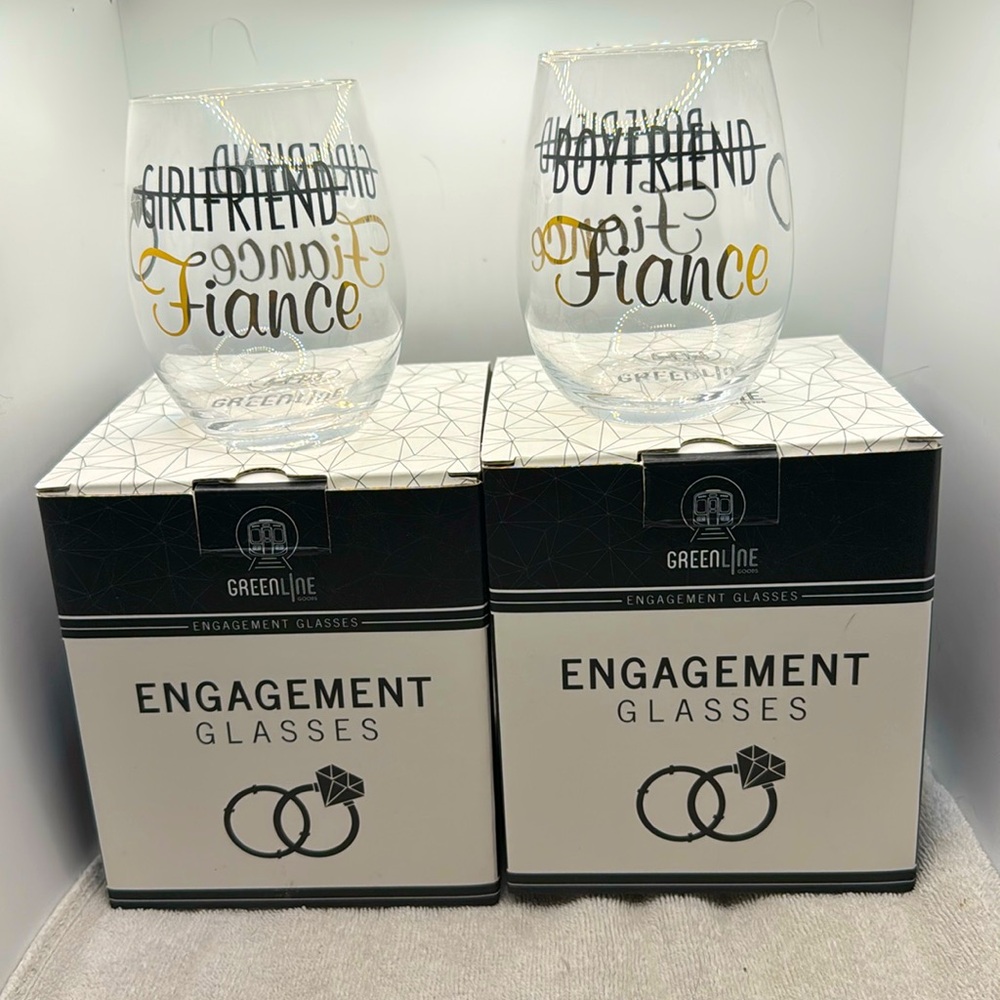 Brand New In Box Set of 2 Greenline Glassware Engagement Glasses “Fiancé”